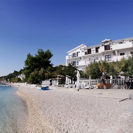 Apartments Petricevic ポドストラナ エクステリア 写真