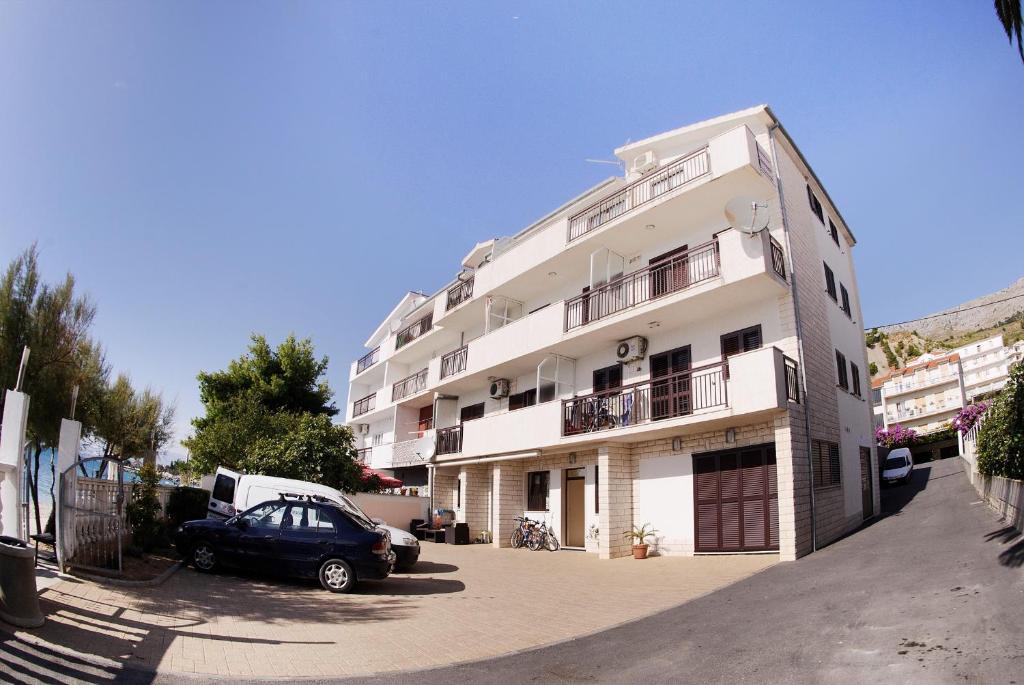 Apartments Petricevic ポドストラナ エクステリア 写真