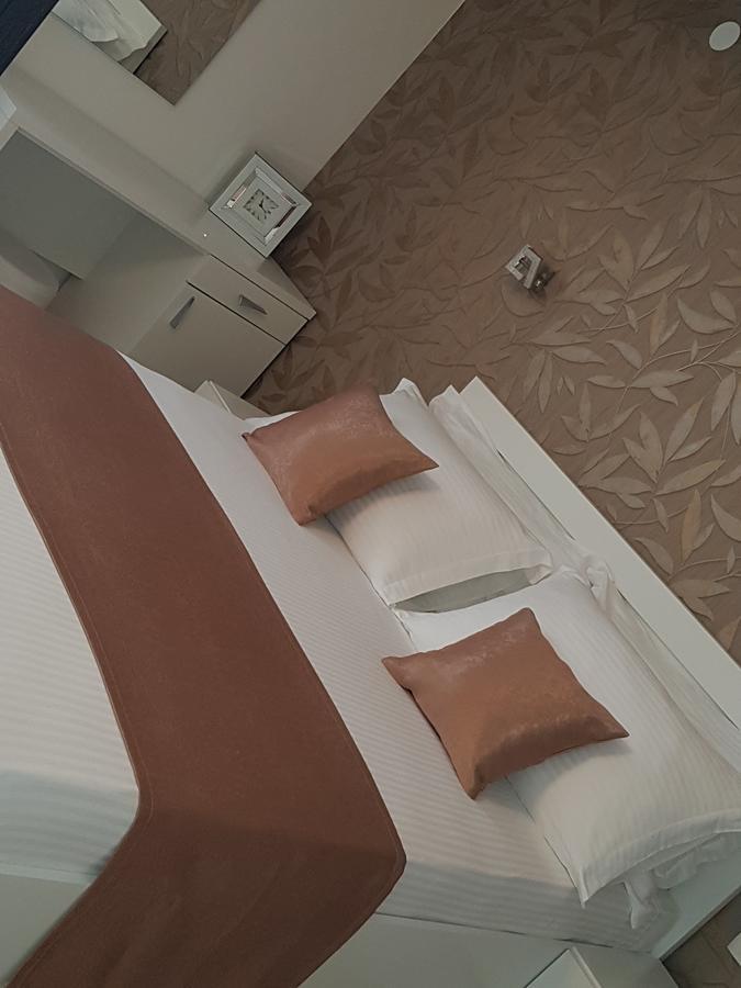 Apartments Petricevic ポドストラナ エクステリア 写真