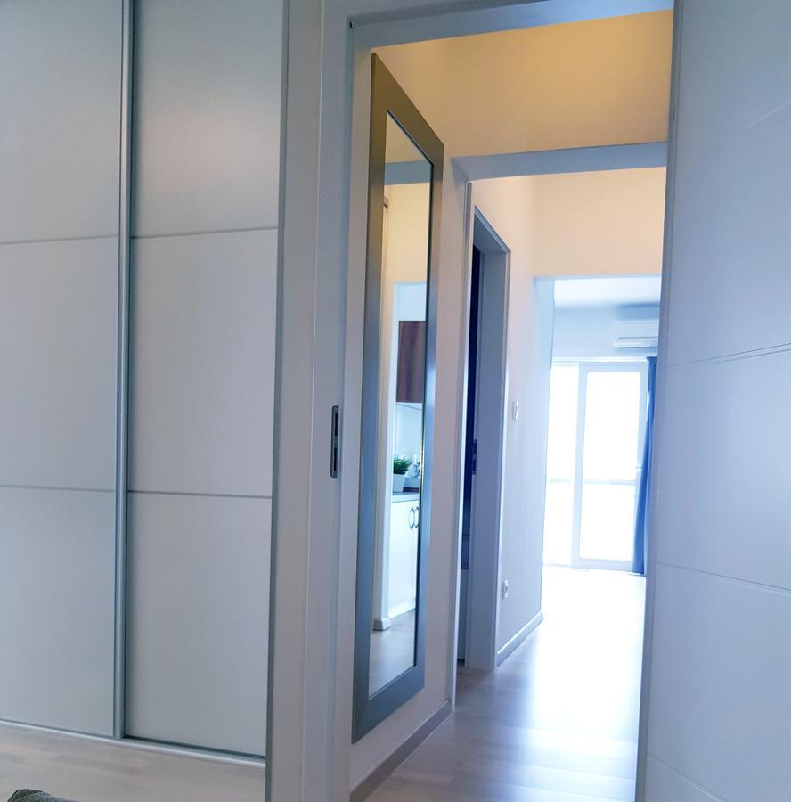 Apartments Petricevic ポドストラナ エクステリア 写真